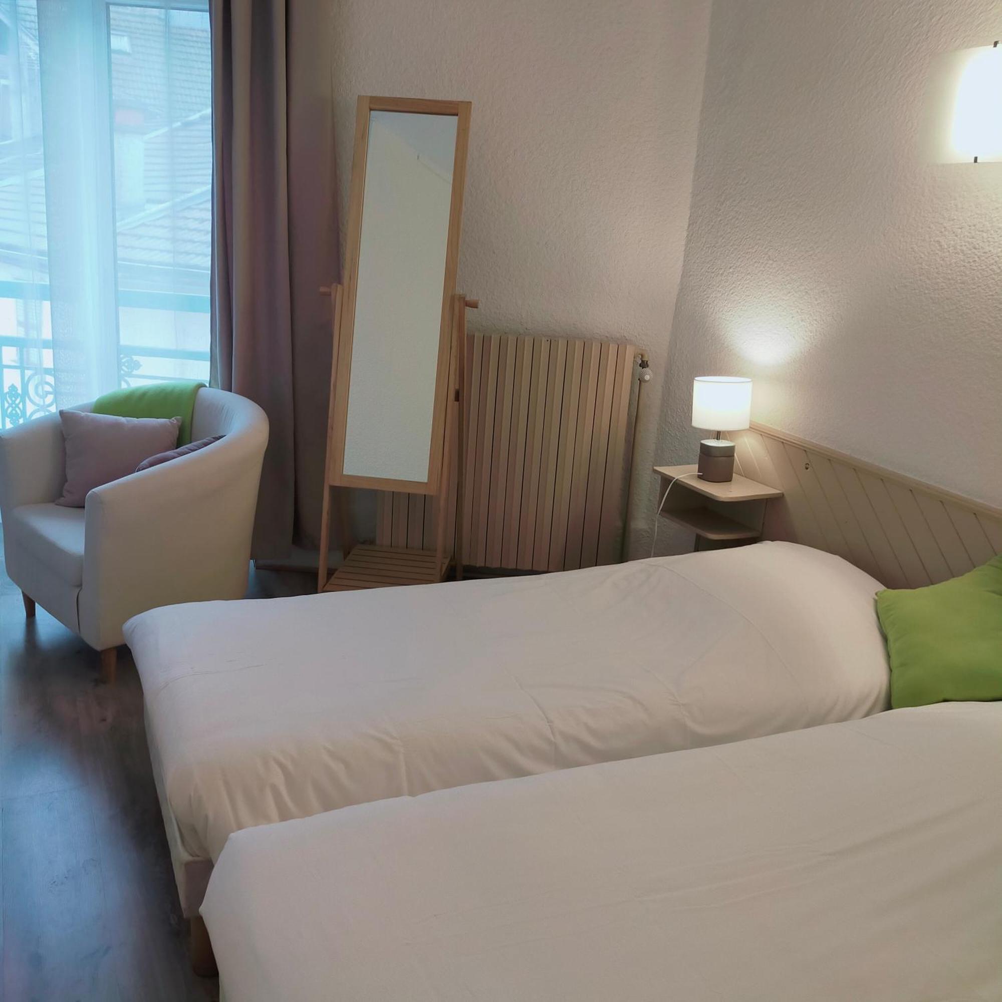 Hotel Les Alpes Allevard Εξωτερικό φωτογραφία
